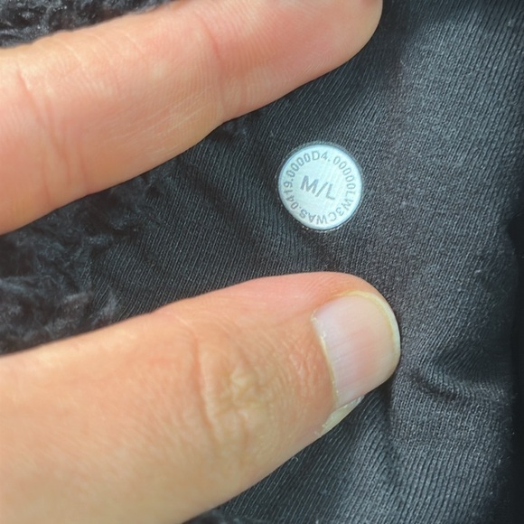 Lululemon Warmth Restore Sherpa Pullover Black - Picture 2 of 5